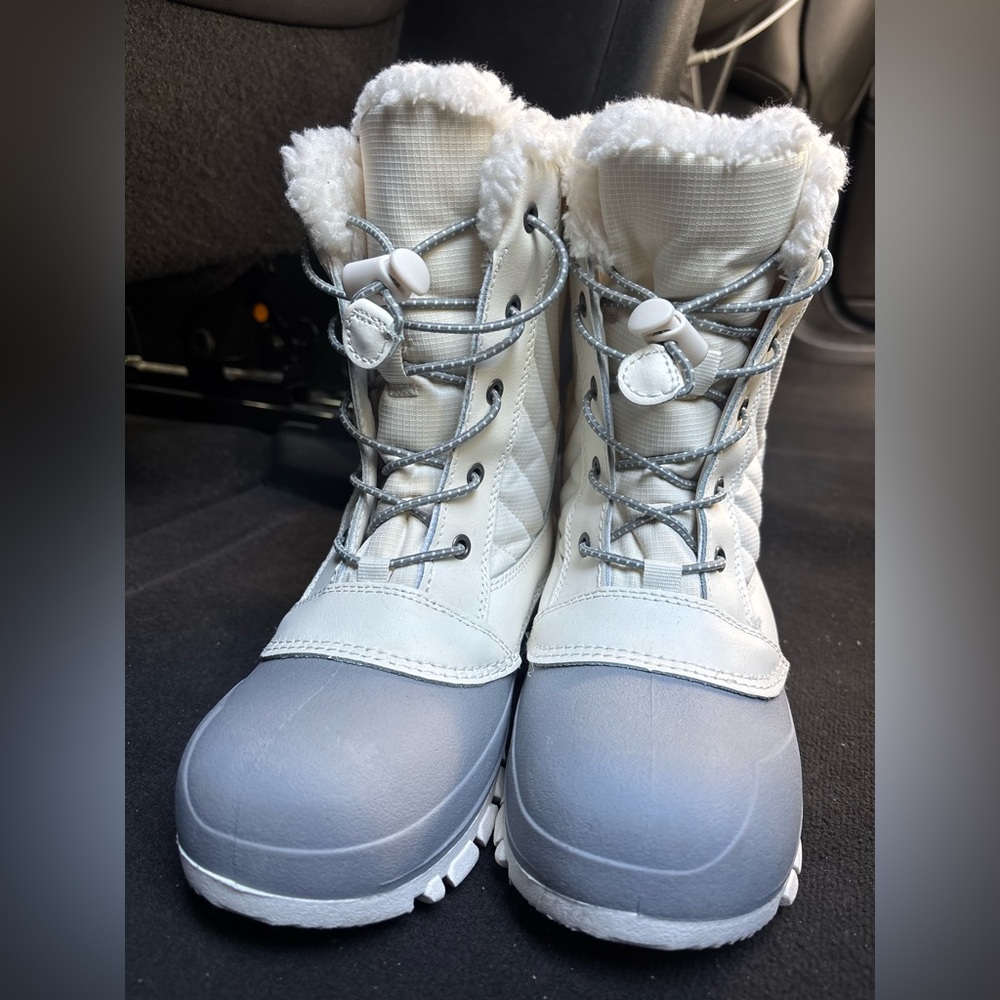 Kids snow boots, White and Gray Winter Boots